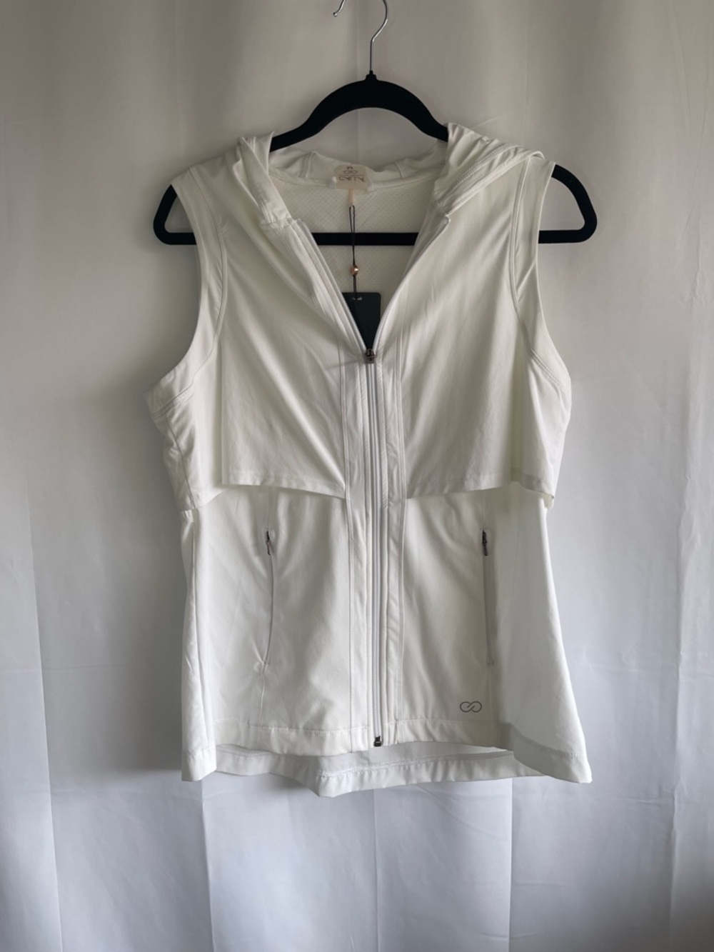 CALIA by Carrie Underwood White Athletic Hooded Vest - Picture 2 of 10